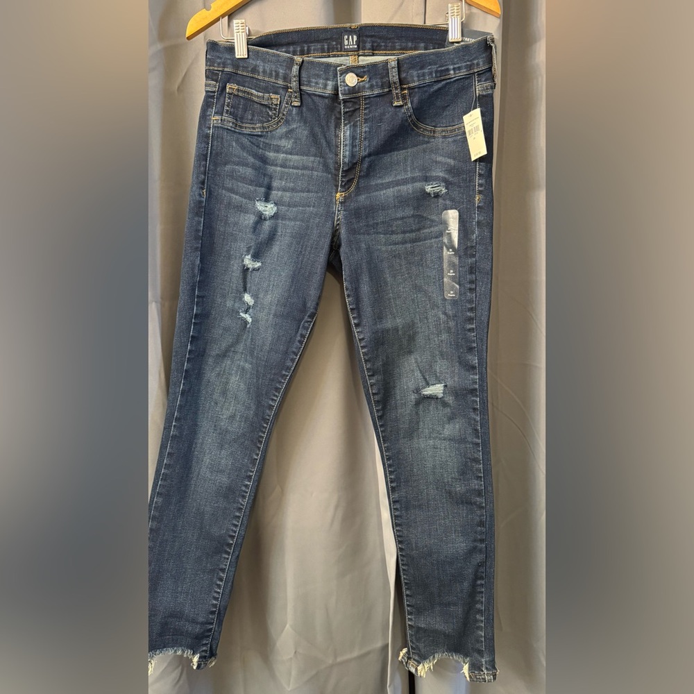 Gap Favorite Jegging NWT Size 31 Regular